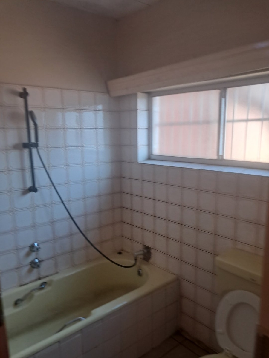 4 Bedroom Property for Sale in Willows Free State